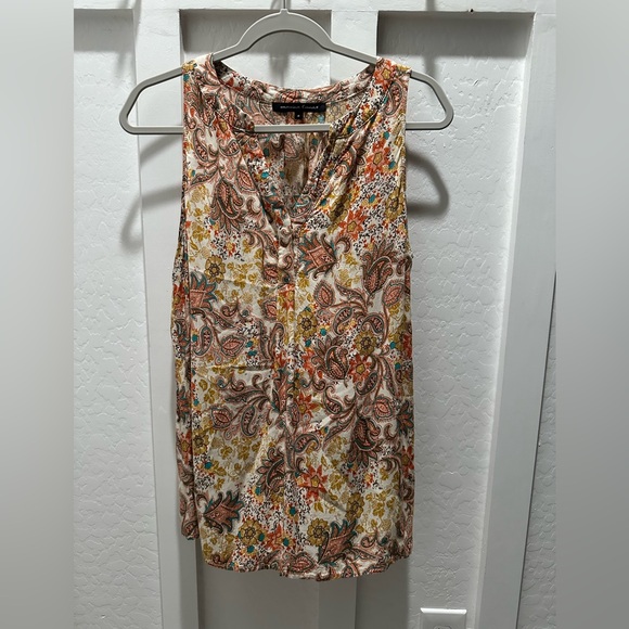Marina Luna Tops - 2 for $20
Marina Luna Multicolor Paisley Tank‎ Top